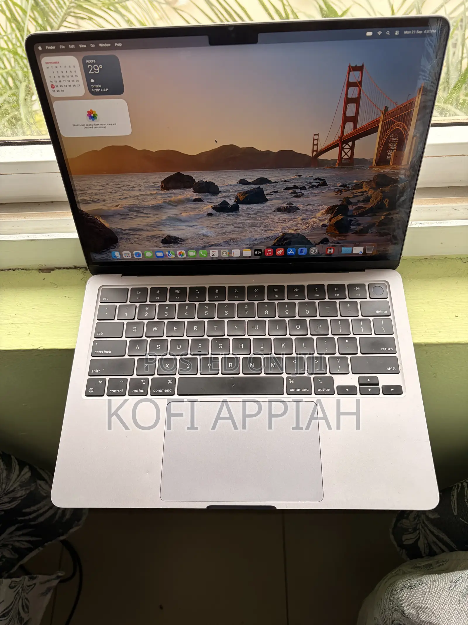 Laptop Apple MacBook Air 2022 M2 8GB Apple M2 SSD 256GB