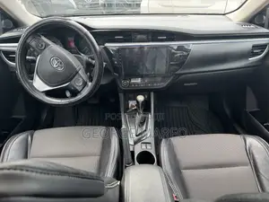 Toyota Corolla 2016 Blue
