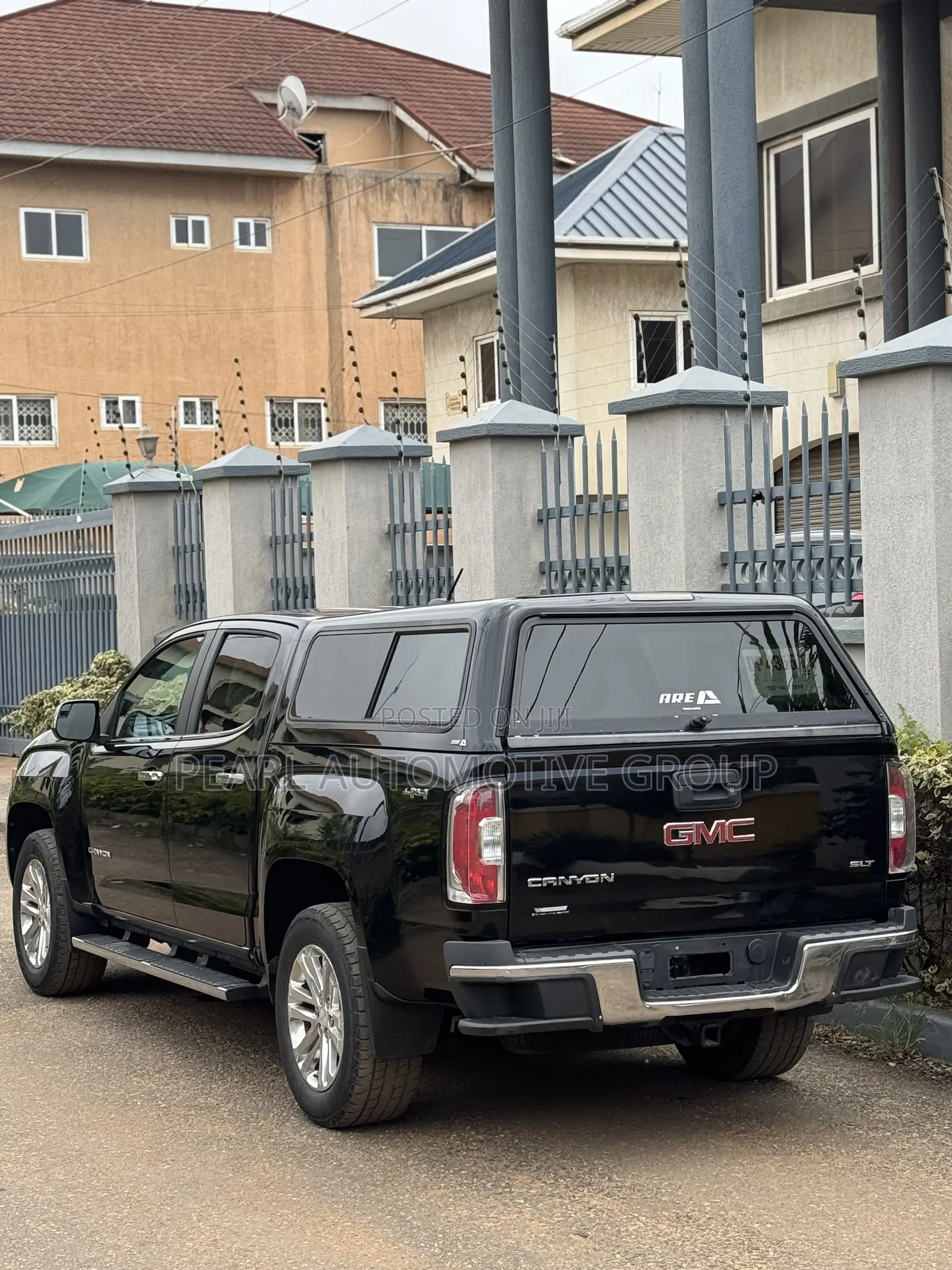 GMC Canyon SLT 4x4 Crew Cab 5 ft. box 128.3 in. WB 2016 Black