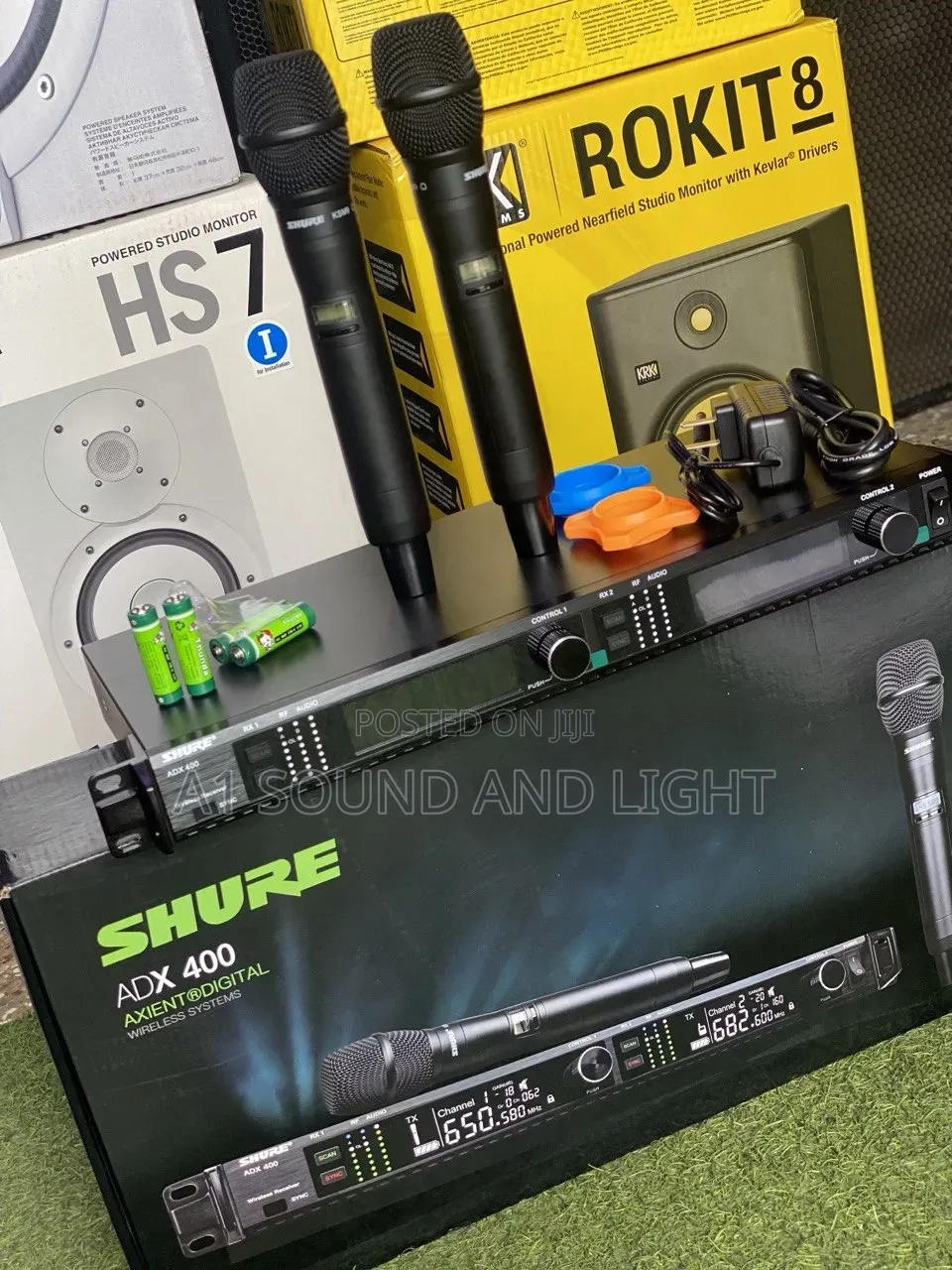 Shure ADX400 2-in-1 Wireless Microphone System