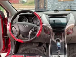 Hyundai Elantra 2014 Red