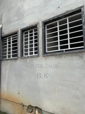 6bdrm Mansion in Mansion Reduced For, Kumasi Metropolitan for sale