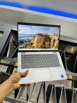 Laptop Dell Latitude 5420 16GB Intel Core i7 SSD 256GB