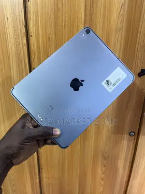 Apple iPad Pro 11 (2018) 256 GB Gray