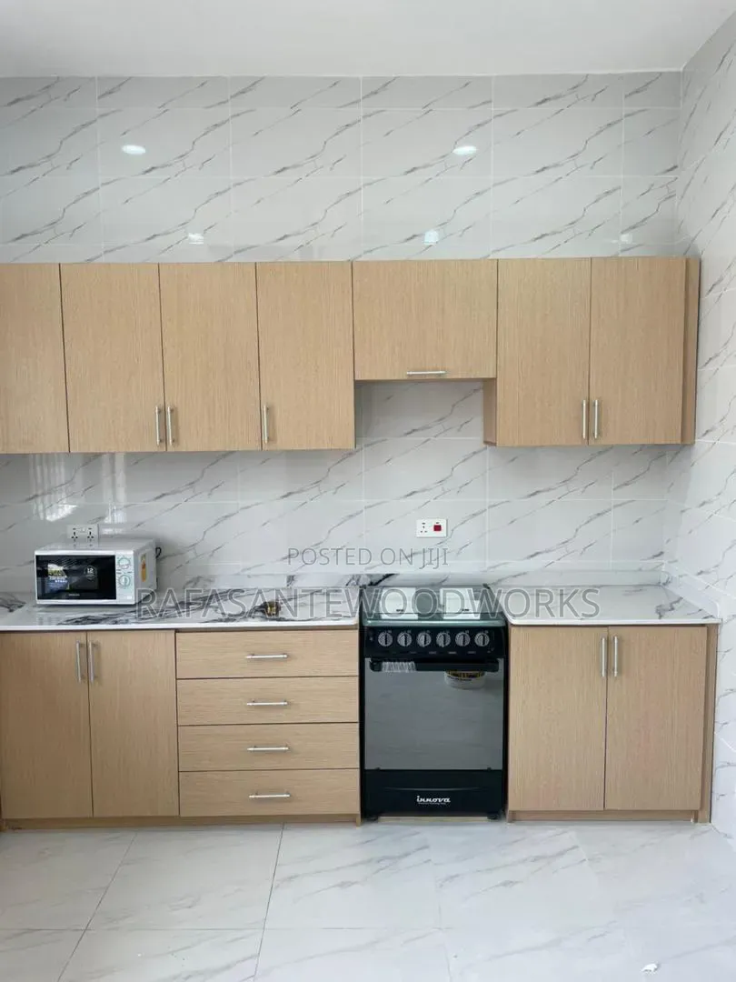 Raf Kitchen Cabinet and Quartz Countertop With MDF