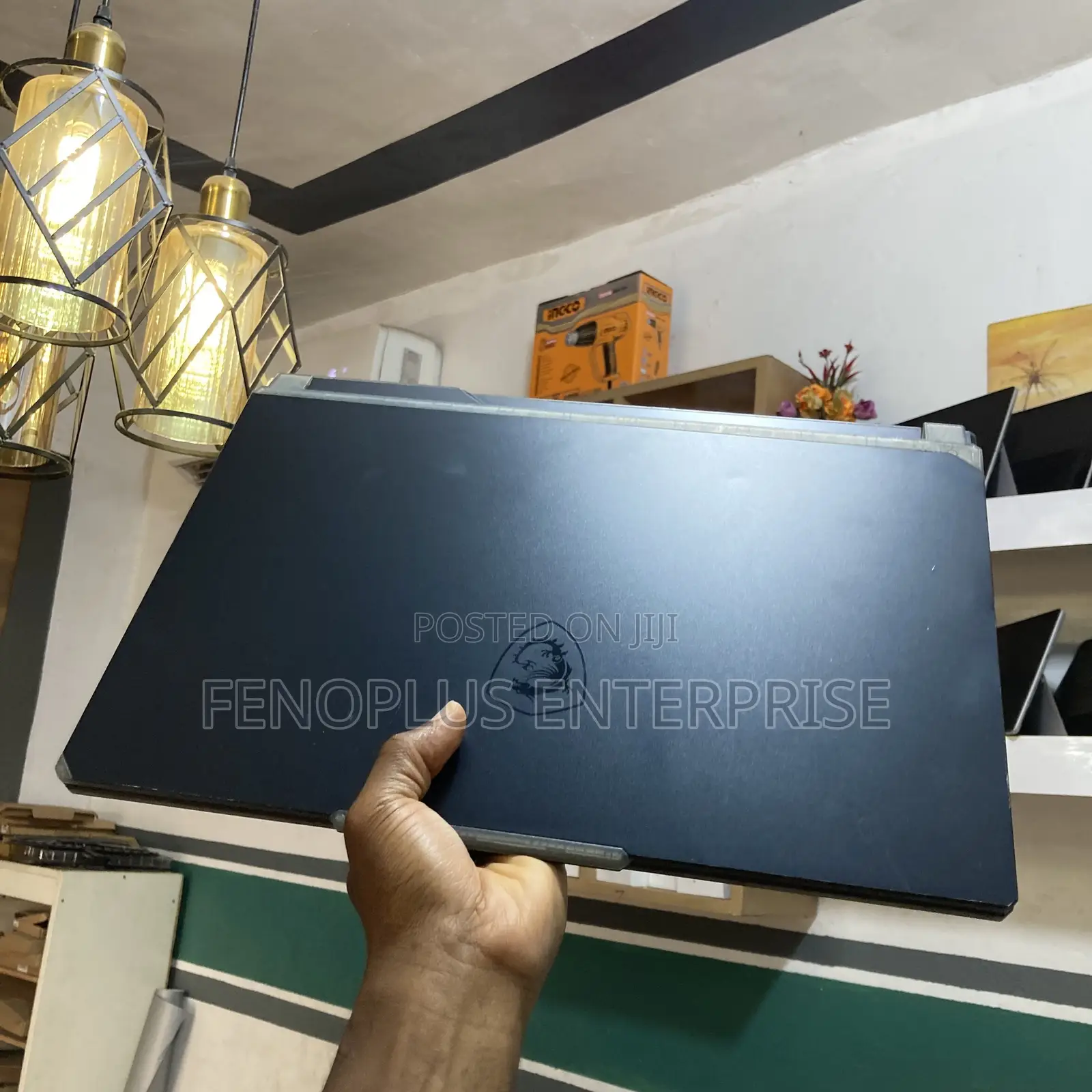New Laptop MSI Cyborg 15 16GB Intel Core i7 SSD 1T