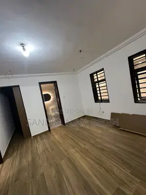 3bdrm Apartment in Trassaco, East Legon for rent