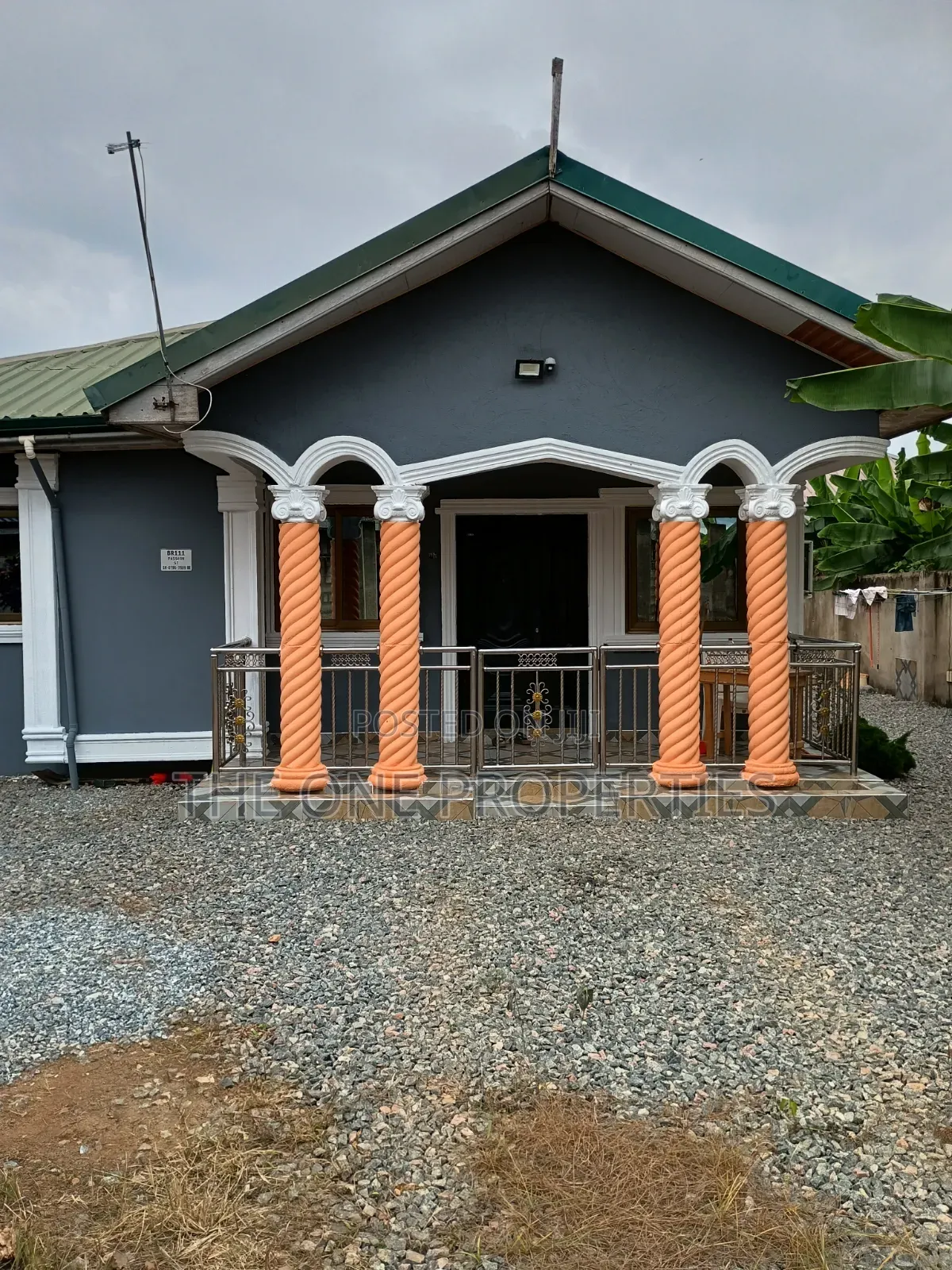 3bdrm House in Adjen Kotoku, Amasaman for sale