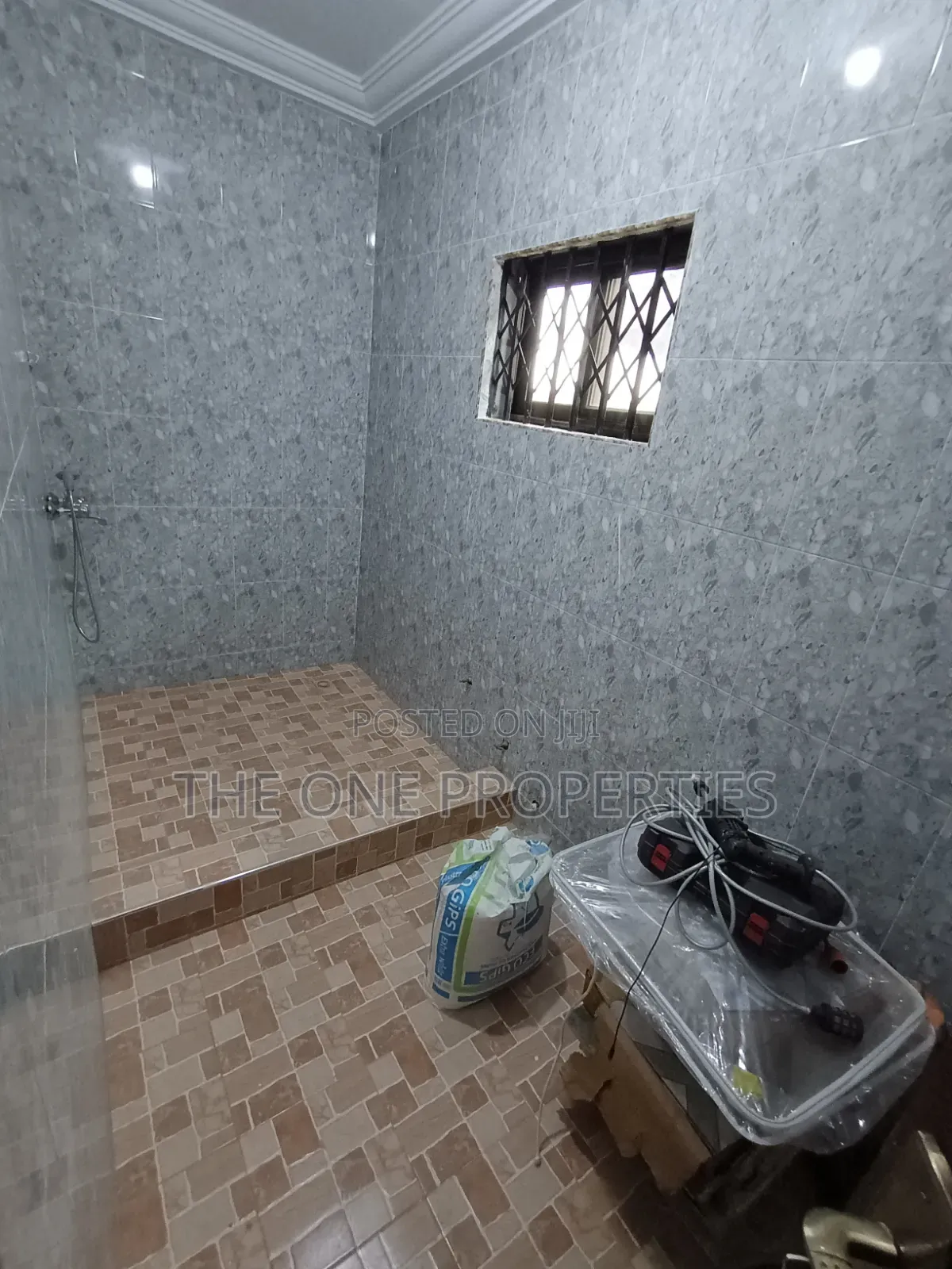 3bdrm House in Adjen Kotoku, Amasaman for sale