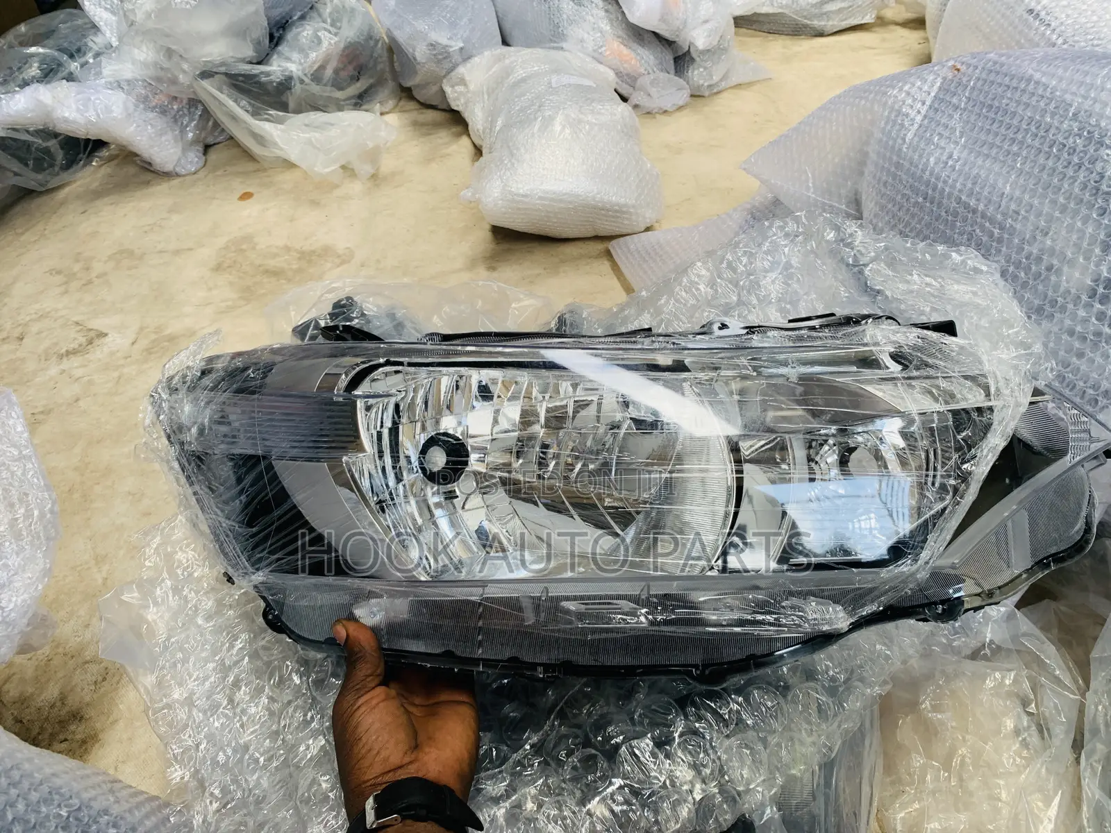 Toyota Vitz /Yaris 2011, 2012, 2013, 2014 Headlight