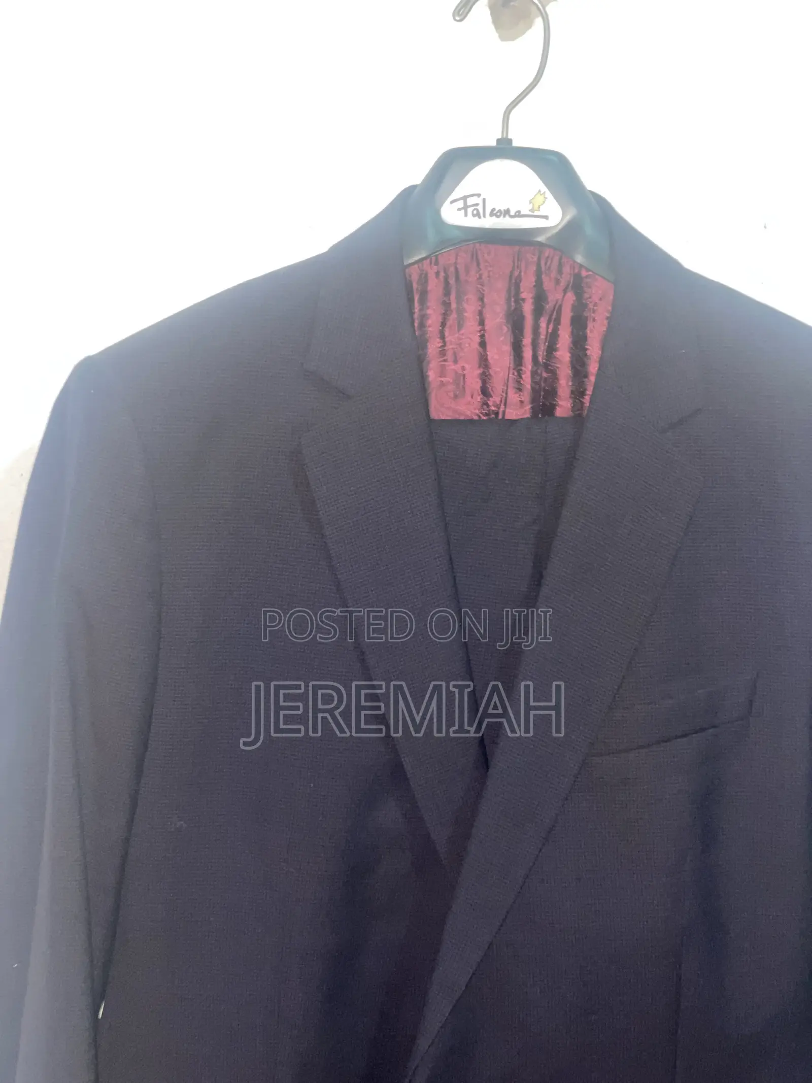 Italian Men 2-Piece Suit(size 44)