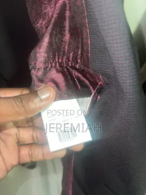 Italian Men 2-Piece Suit(size 44)