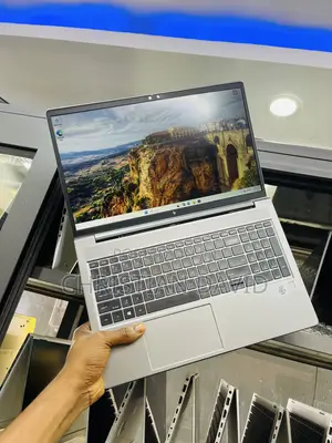 Laptop HP ZBook Power G7 16GB Intel Core i9 SSD 512GB