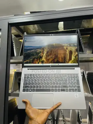 Laptop HP ZBook Power G7 16GB Intel Core i9 SSD 512GB