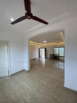 2bdrm Apartment in Pleasantplaces And, Lake Side Estate for rent