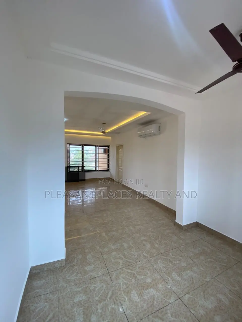 2bdrm Apartment in Pleasantplaces And, Lake Side Estate for rent