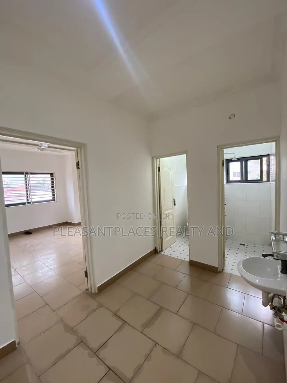 2bdrm Apartment in Pleasantplaces And, Lake Side Estate for rent