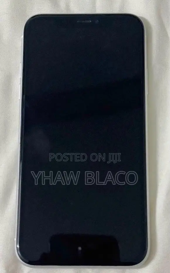 Apple iPhone XR 128 GB White