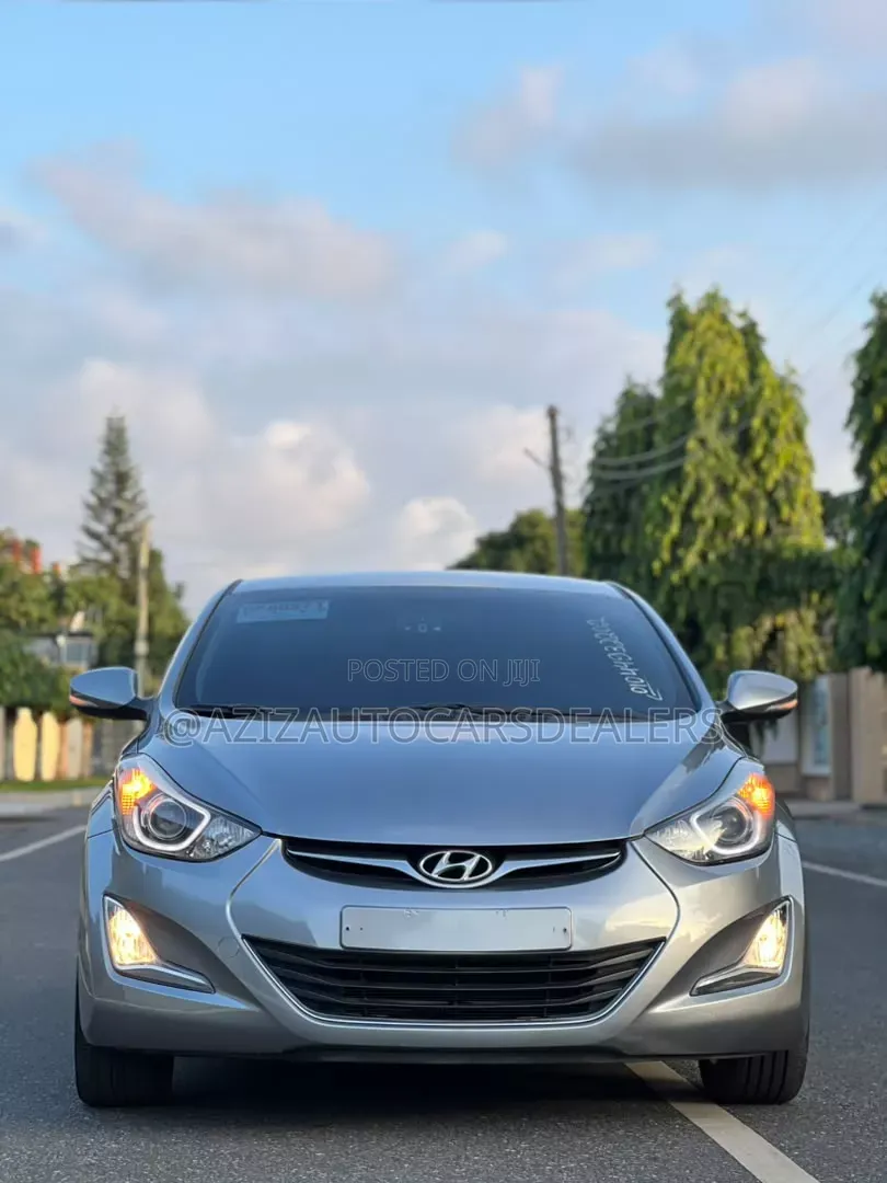Hyundai Avante 2014 Gray