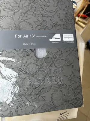 A12681 MacBook Case
