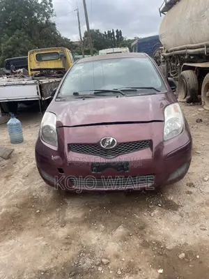 Toyota Vitz 2010 Burgundy