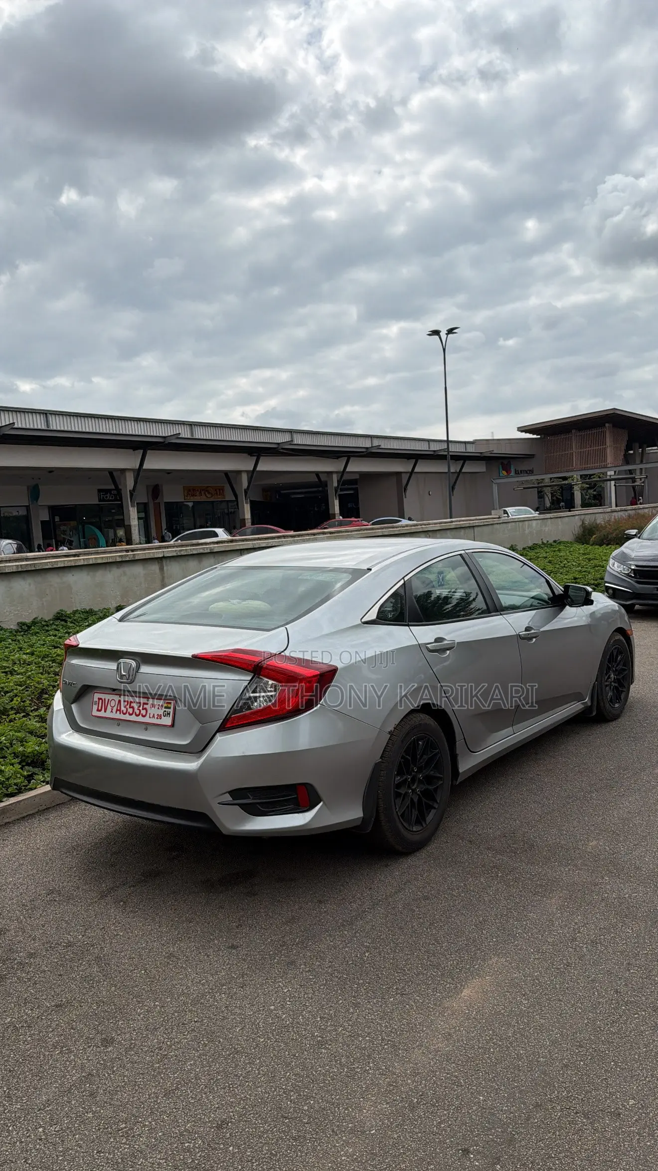 Honda Civic LX 4dr Sedan (2.0L 4cyl) 2016 Silver
