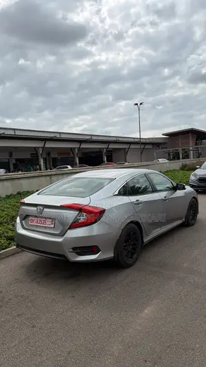 Honda Civic LX 4dr Sedan (2.0L 4cyl) 2016 Silver
