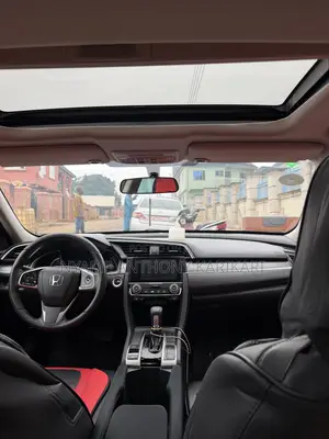 Honda Civic LX 4dr Sedan (2.0L 4cyl) 2016 Silver