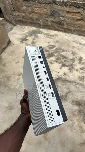 Xbox One S
