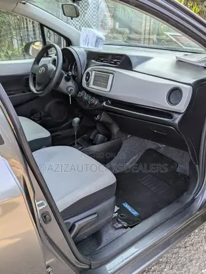 Toyota Vitz 2013 Gray