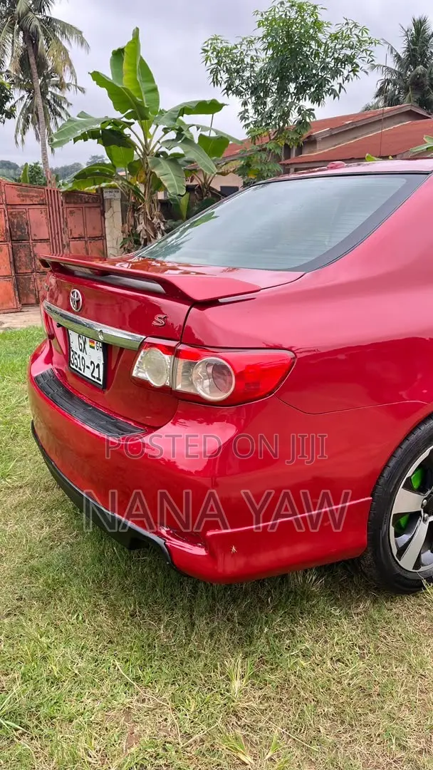 Toyota Corolla S 4dr Sedan (1.8L 4cyl 4A) 2013 Red