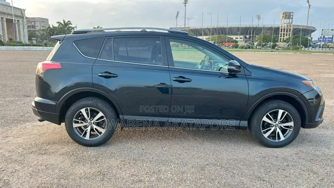 Toyota RAV4 2018 Black