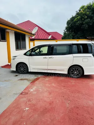 Toyota Voxy SV Premium 2014 White