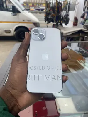 Apple iPhone 15 128 GB White