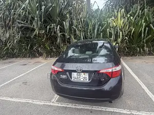 Toyota Corolla LE Eco 4dr Sedan (1.8L 4cyl CVT) 2014 Black