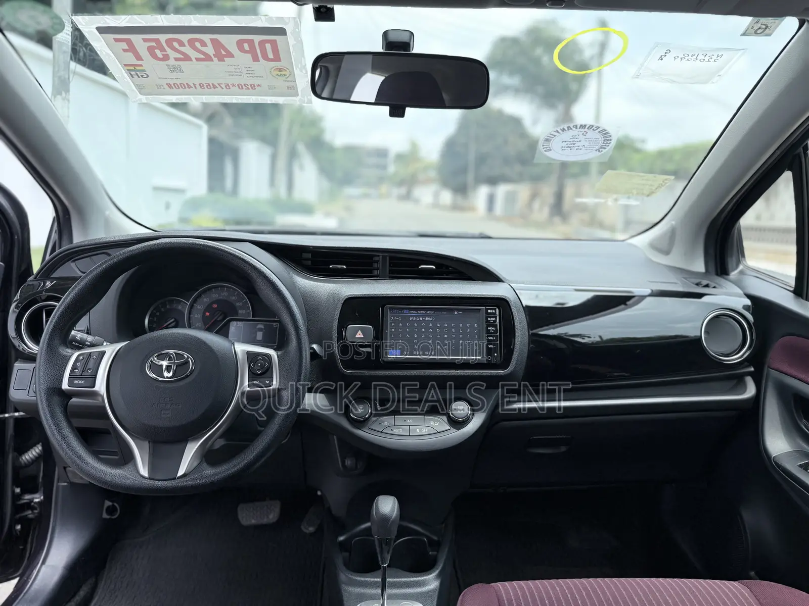Toyota Vitz 1.3 FWD 5dr 2015 Purple