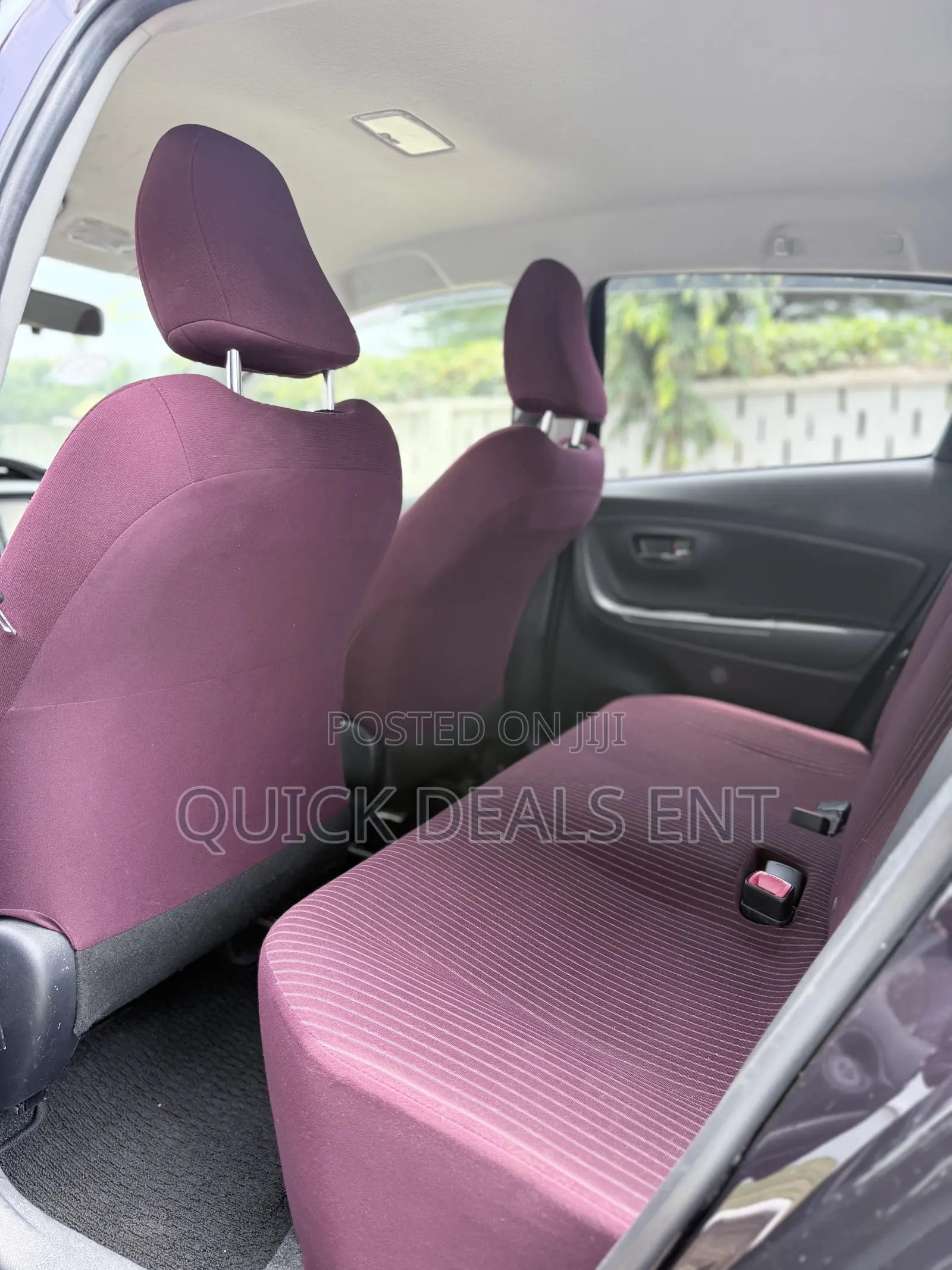 Toyota Vitz 1.3 FWD 5dr 2015 Purple