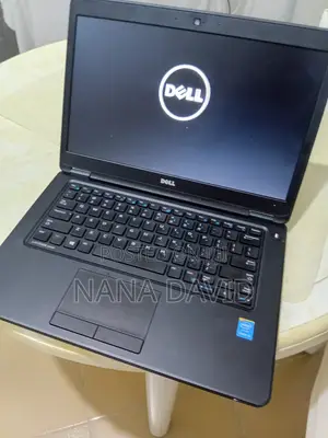 Laptop Dell Latitude 5450 16GB Intel Core i5 SSD 500GB