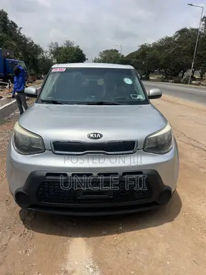 Kia Soul ! 4dr Wagon (2.0L 4cyl 6A) 2014 Gray