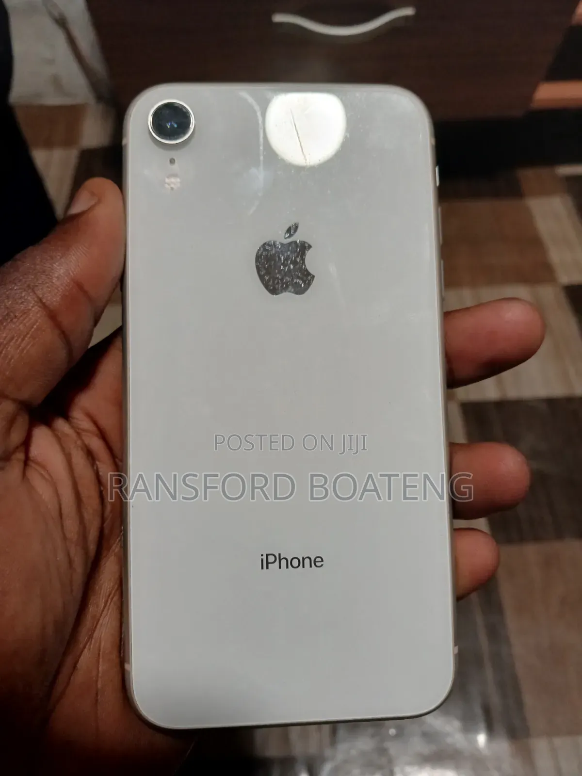 Apple iPhone XR 64 GB White