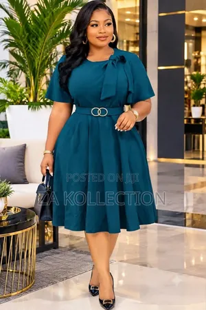 Women's Fashionable Pleated Flare Dress.