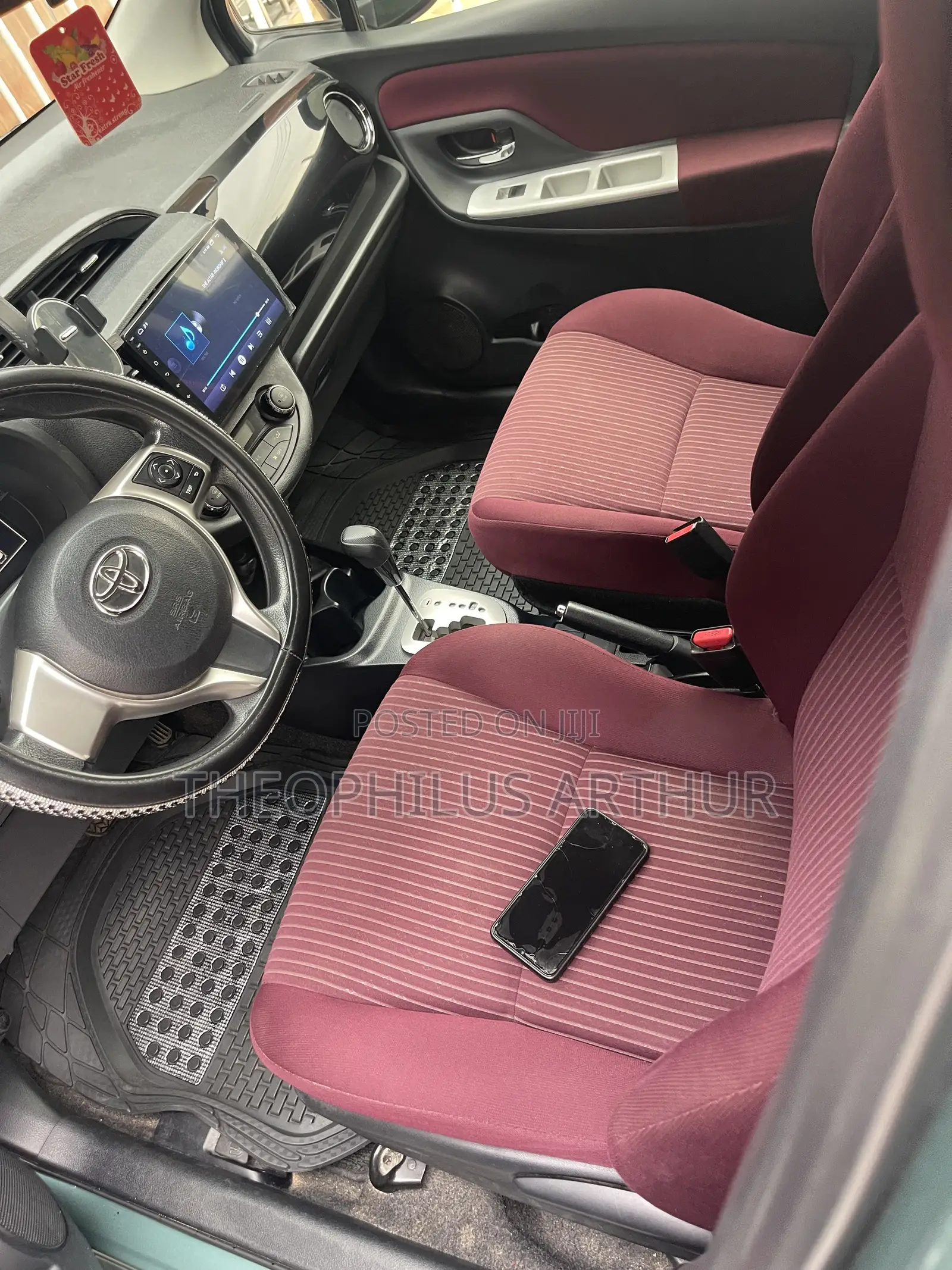 Toyota Vitz 1.5 FWD 3dr 2014 Green