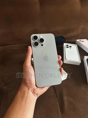 Apple iPhone 15 Pro Max 256 GB Silver