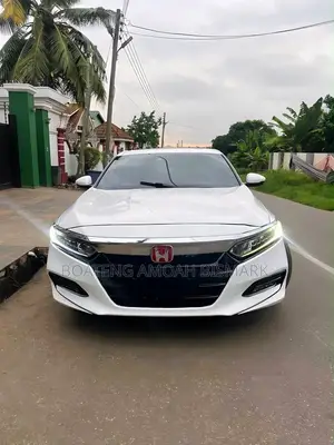 Honda Accord Touring 2.0T 2018 White