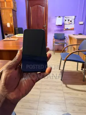 Apple iPhone 16 128 GB Black