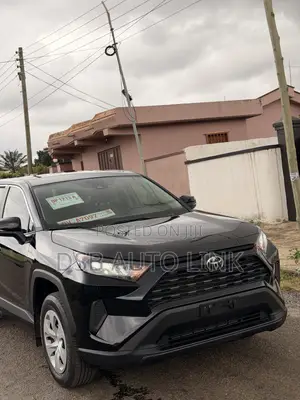 Toyota RAV4 LE 2025 Black