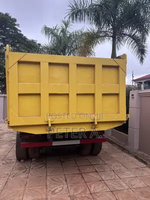 Howo Tipper 371