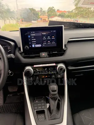 Toyota RAV4 LE 2025 Black