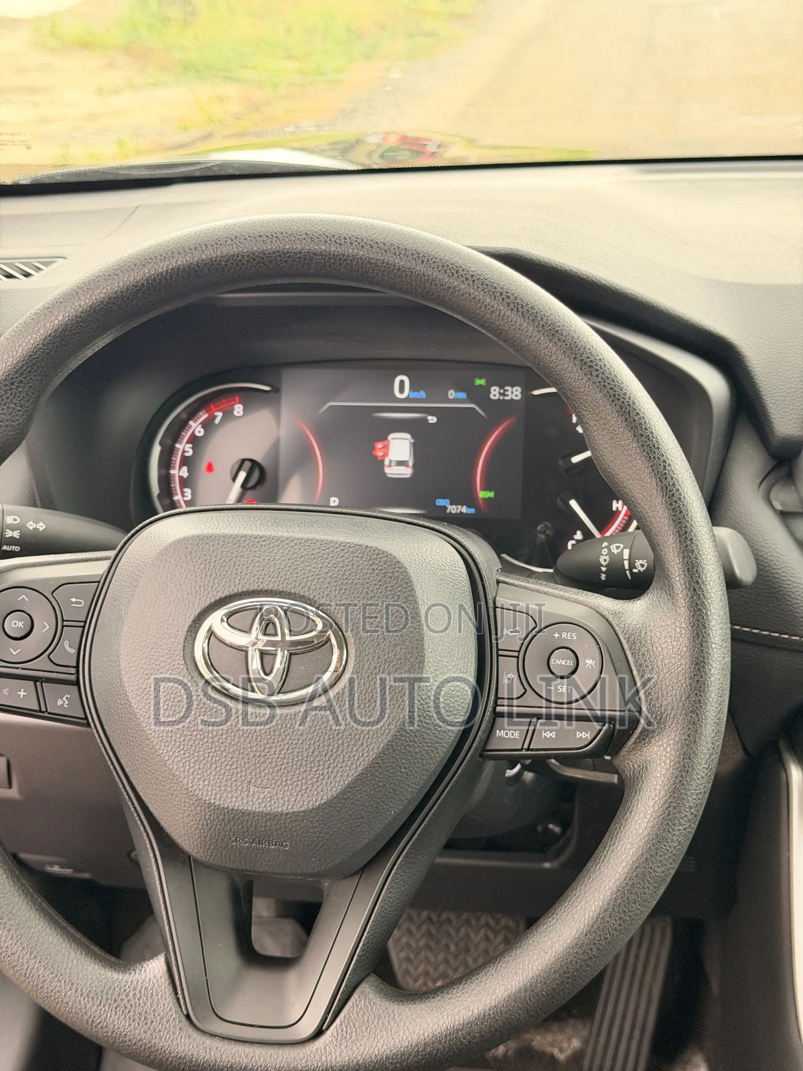 Toyota RAV4 LE 2025 Black