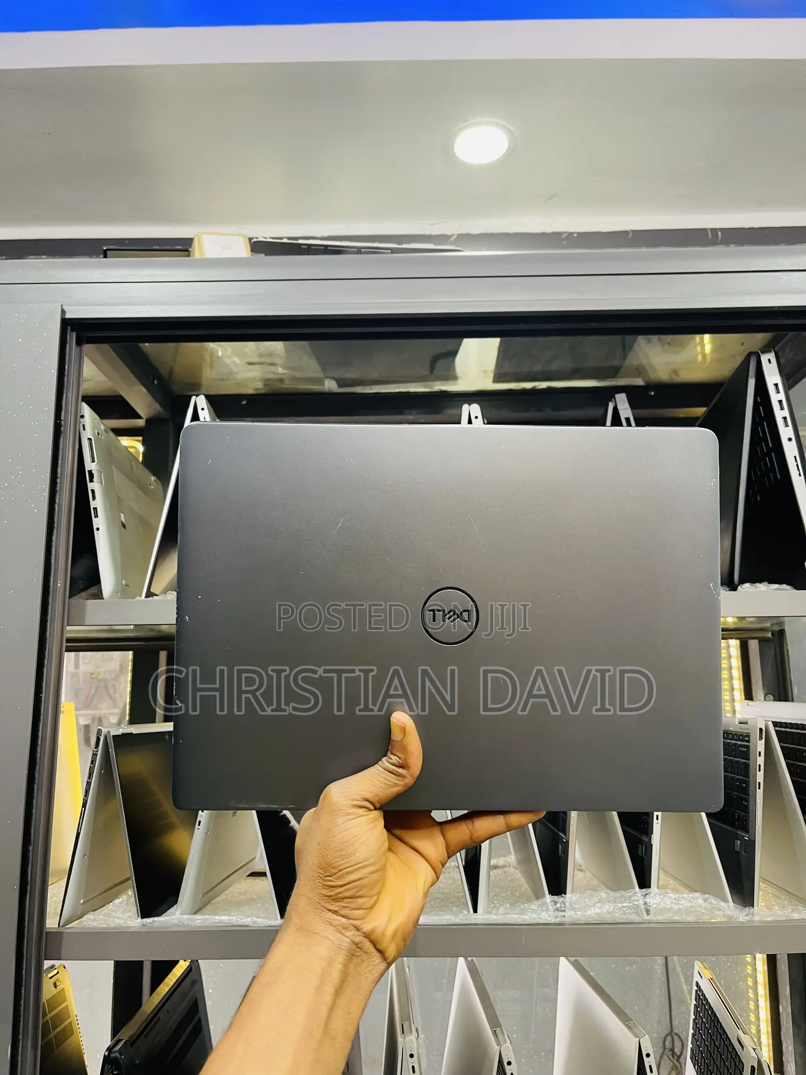 Laptop Dell Vostro 5481 8GB Intel Core i5 SSD 256GB